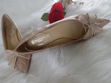 Charger l&#39;image dans la galerie, Chaussure plate Victoria .
