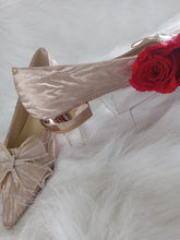 Charger l&#39;image dans la galerie, Chaussure plate Victoria .
