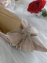 Charger l&#39;image dans la galerie, Chaussure plate Victoria .
